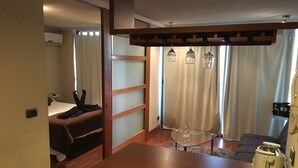 Apartment, 1 Bedroom | Private kitchenette | Full-size fridge, microwave, oven, stovetop