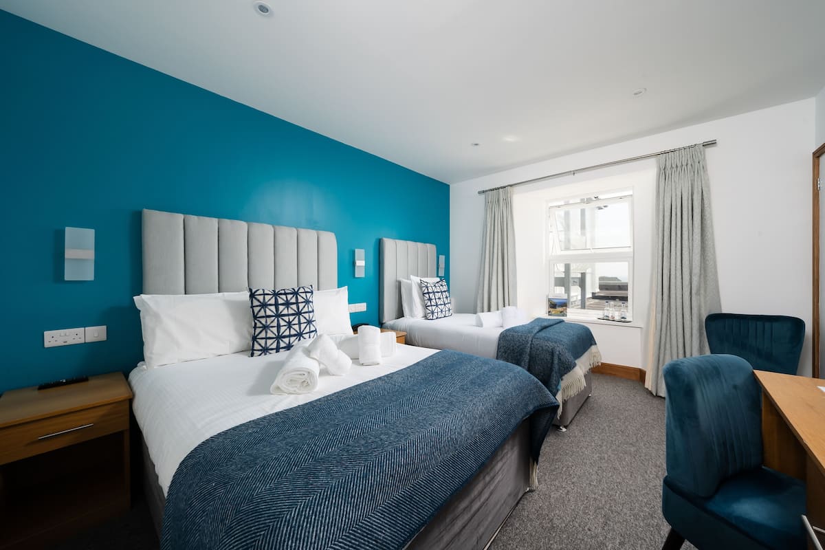 1 bedroom, desk, iron/ironing board, free WiFi