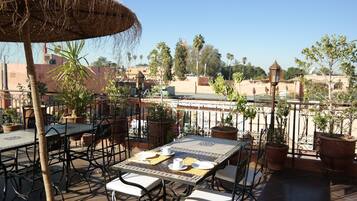 Free daily local cuisine breakfast