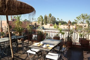 Free daily local cuisine breakfast - Riad Marraplace (Marrakech)