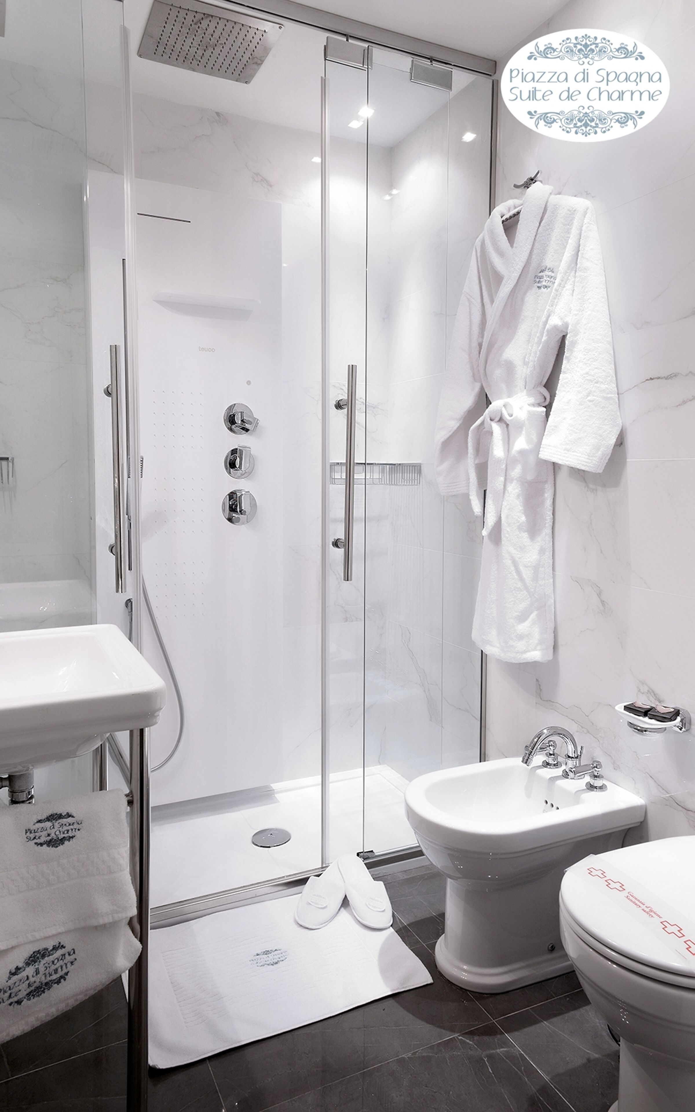 double room (classic charme vittoria) | bathroom shower