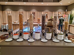 Petit déjeuner buffet
