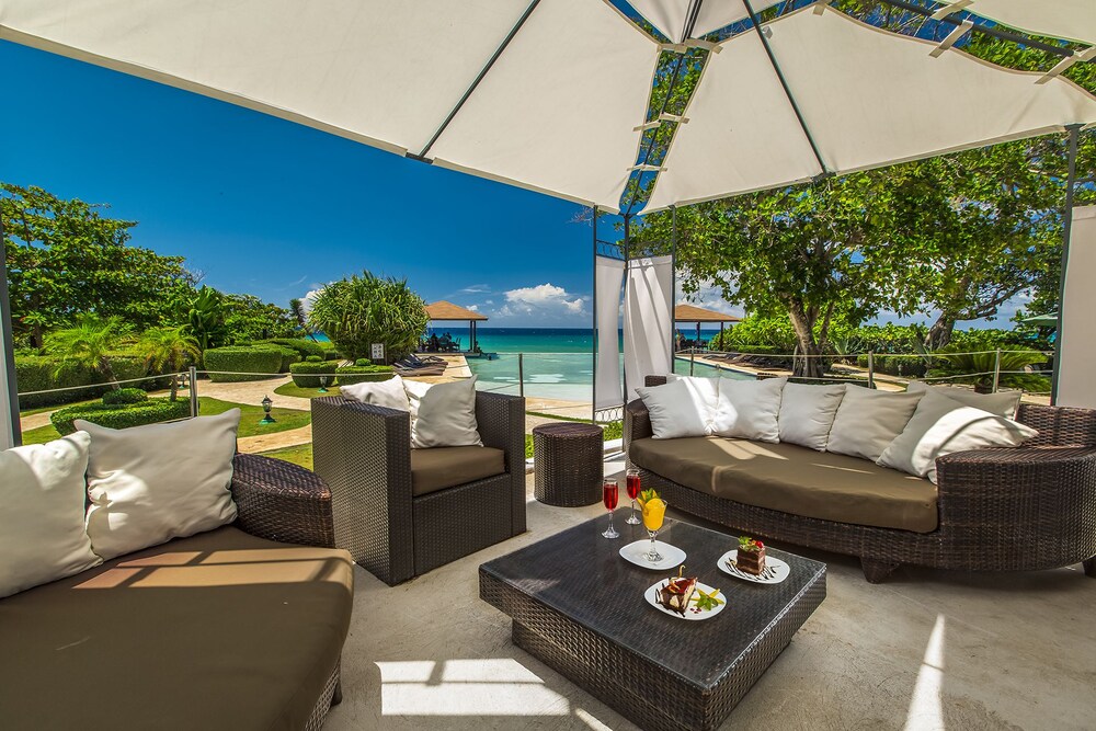 Ocean Village 12 1