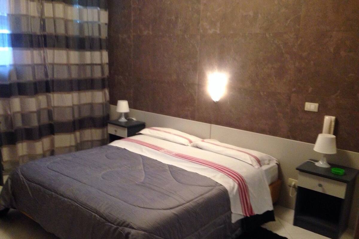 Double Room | Desk, cribs (surcharge), WiFi (free)