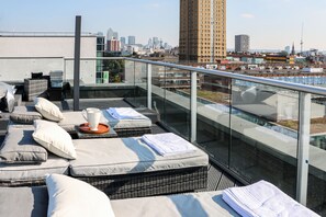 Cobertura superluxo, 2 quartos, terraço, vista para a cidade | Terraço/pátio