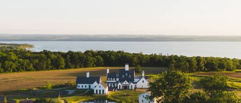 علاجات للجسم، العلاج بالماء، العلاج بالروائح العطرية