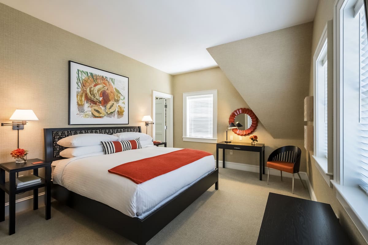 Frette Italian sheets, premium bedding, down comforters, pillowtop beds