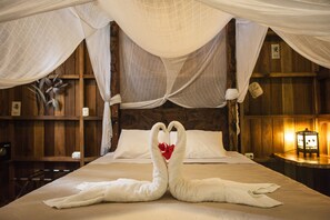 Coffres-forts dans les chambres, draps fournis