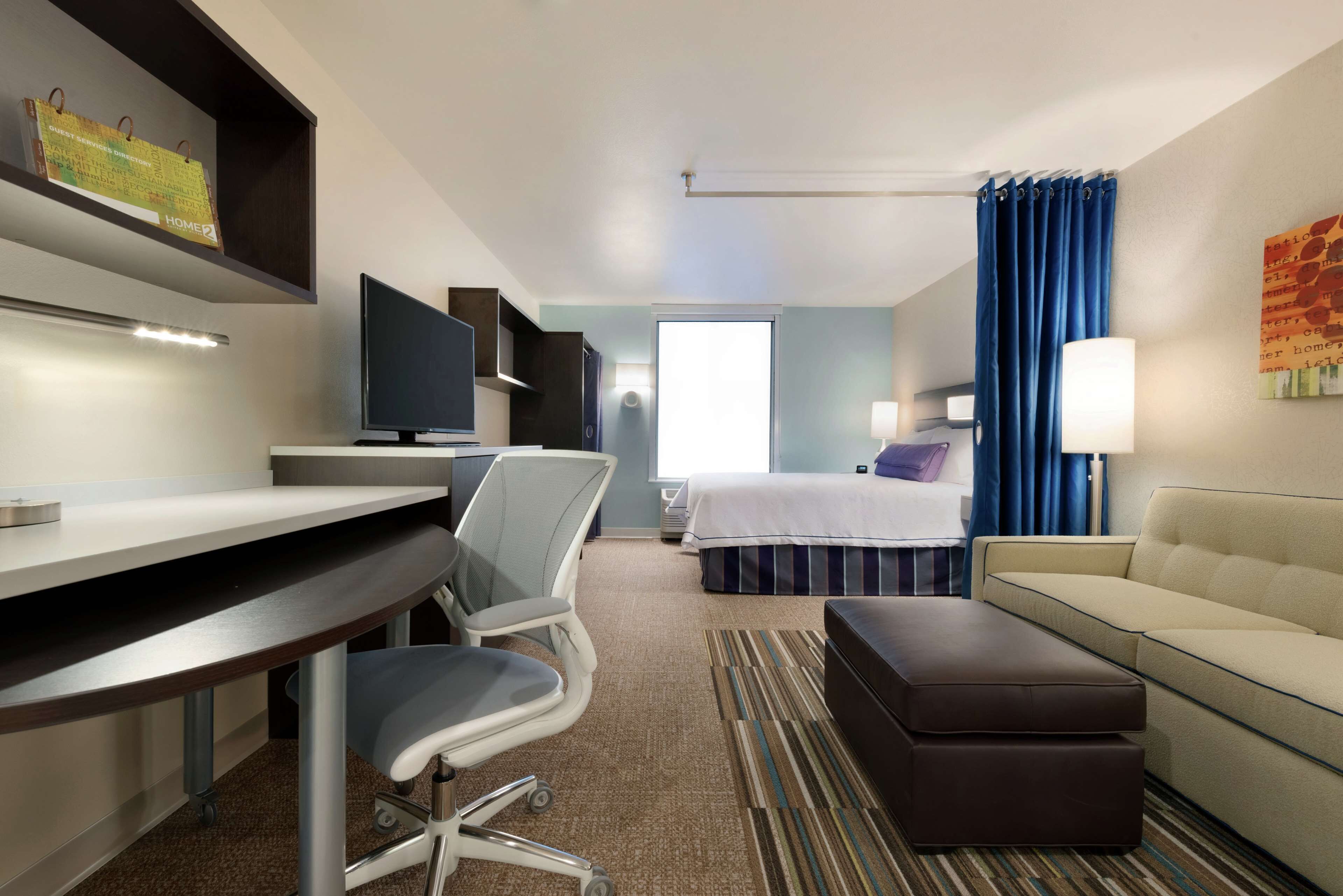 Hypo-allergenic bedding, in-room safe, desk, laptop workspace