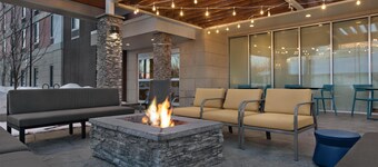 Home2 Suites by Hilton Anchorage / Midtown