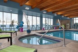 Una piscina techada