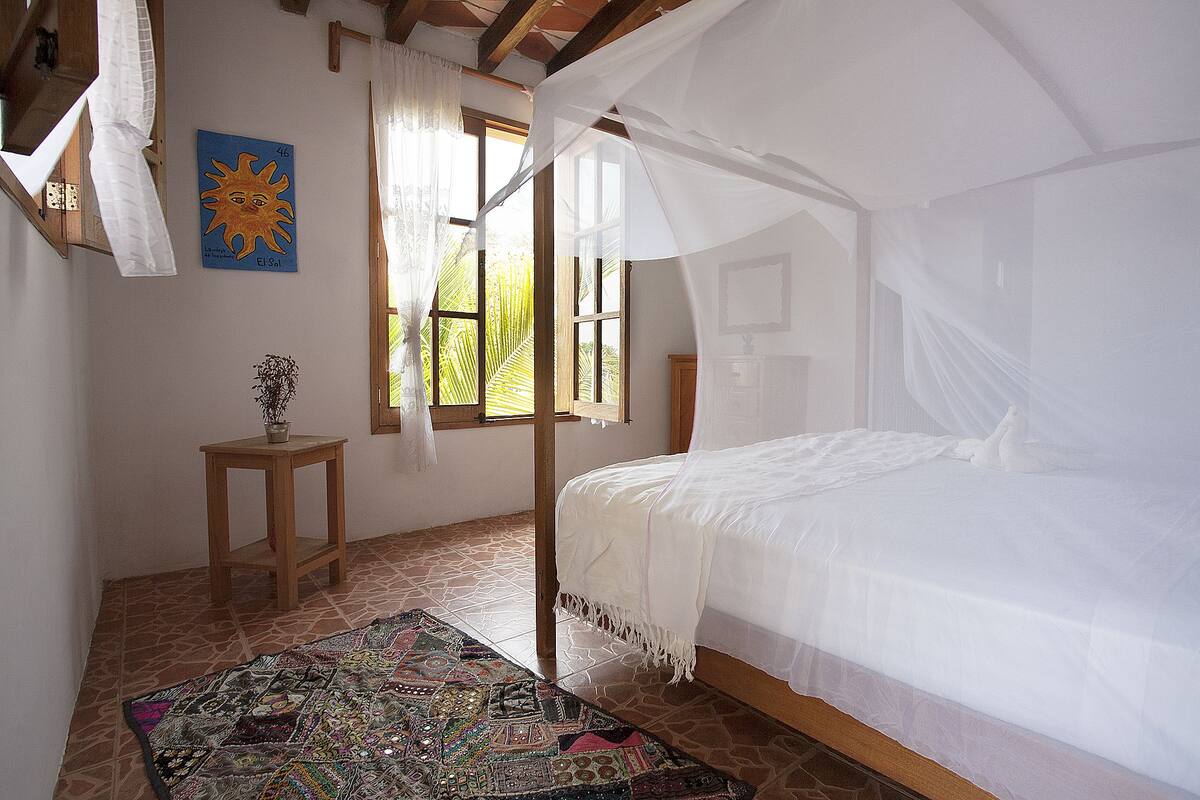 Standard House, 1 Bedroom, Kitchen, Sea Facing | Desk, free WiFi