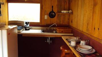 Fridge, stovetop, cookware/dishes/utensils