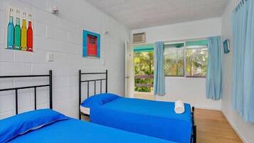 1 chambre, coffres-forts dans les chambres, Wi-Fi gratuit, draps fournis