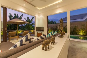 TV de tela plana 42 polegadas com canais a cabo, TV LED