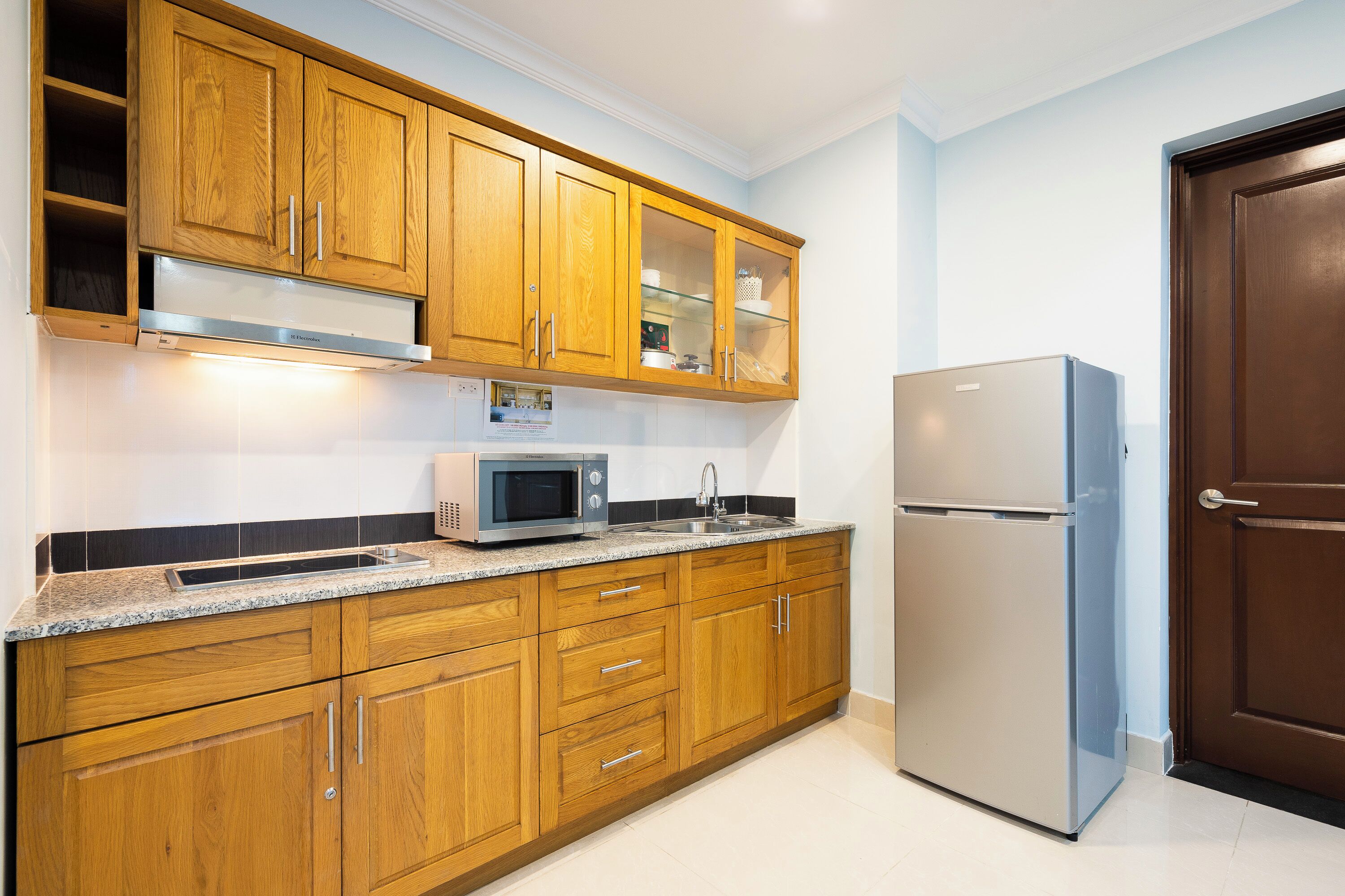 business suite | private kitchen | paper towels