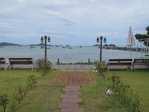 Dock