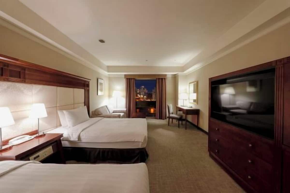 In-room safe, desk, blackout drapes, iron/ironing board