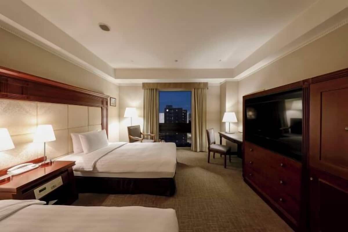 In-room safe, desk, blackout drapes, iron/ironing board