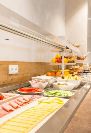 Restaurant - Ammi Hotel Garni (Inning A. Ammersee)