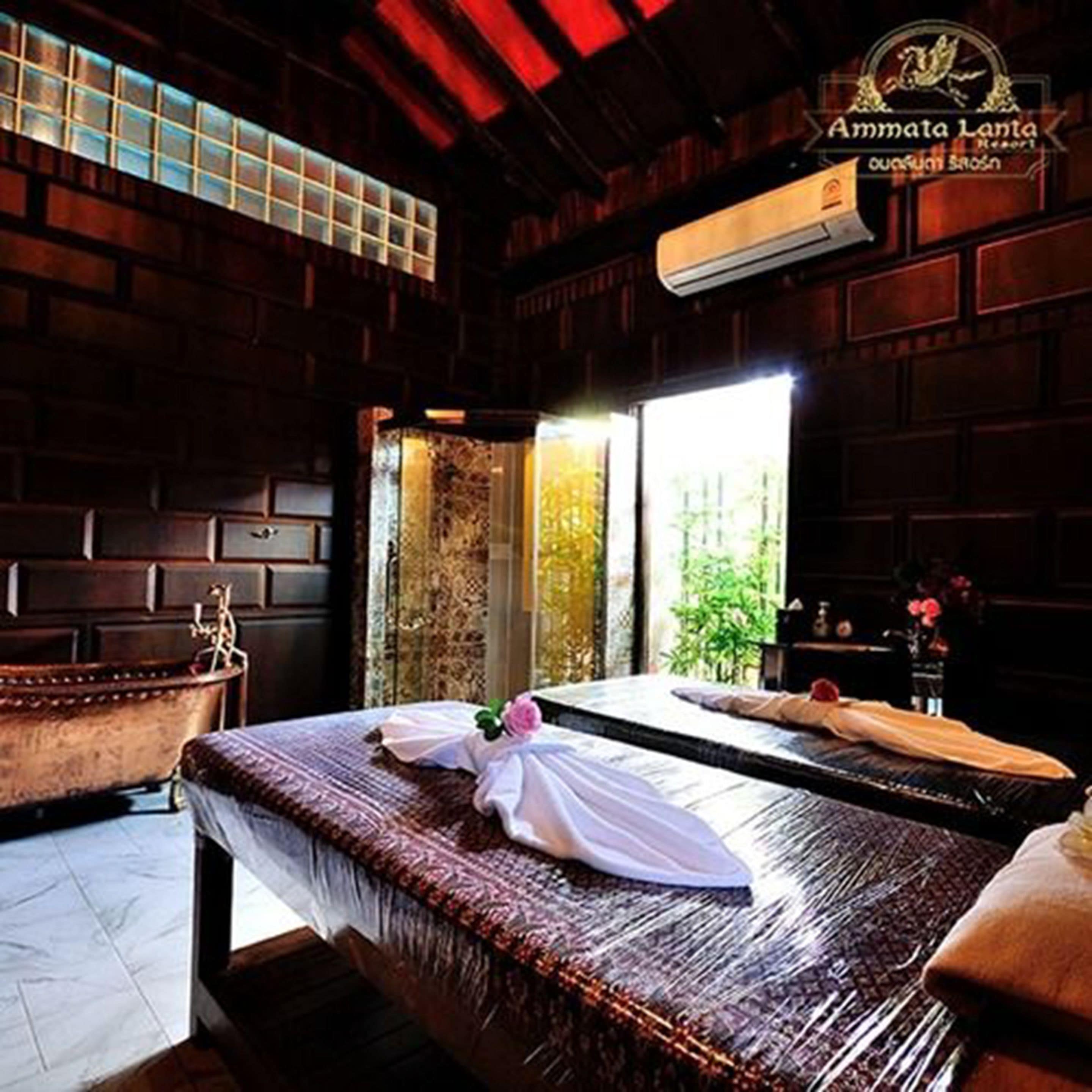 身体护理、芳香疗法、泰式按摩、身体磨砂、面部护理