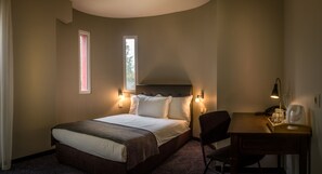 Classic Single Room, City View