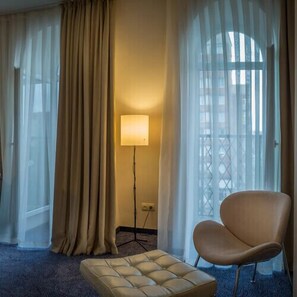 Double Room | Living area | Flat-screen TV - Magic Castle Boutique Hotel (Sofia)