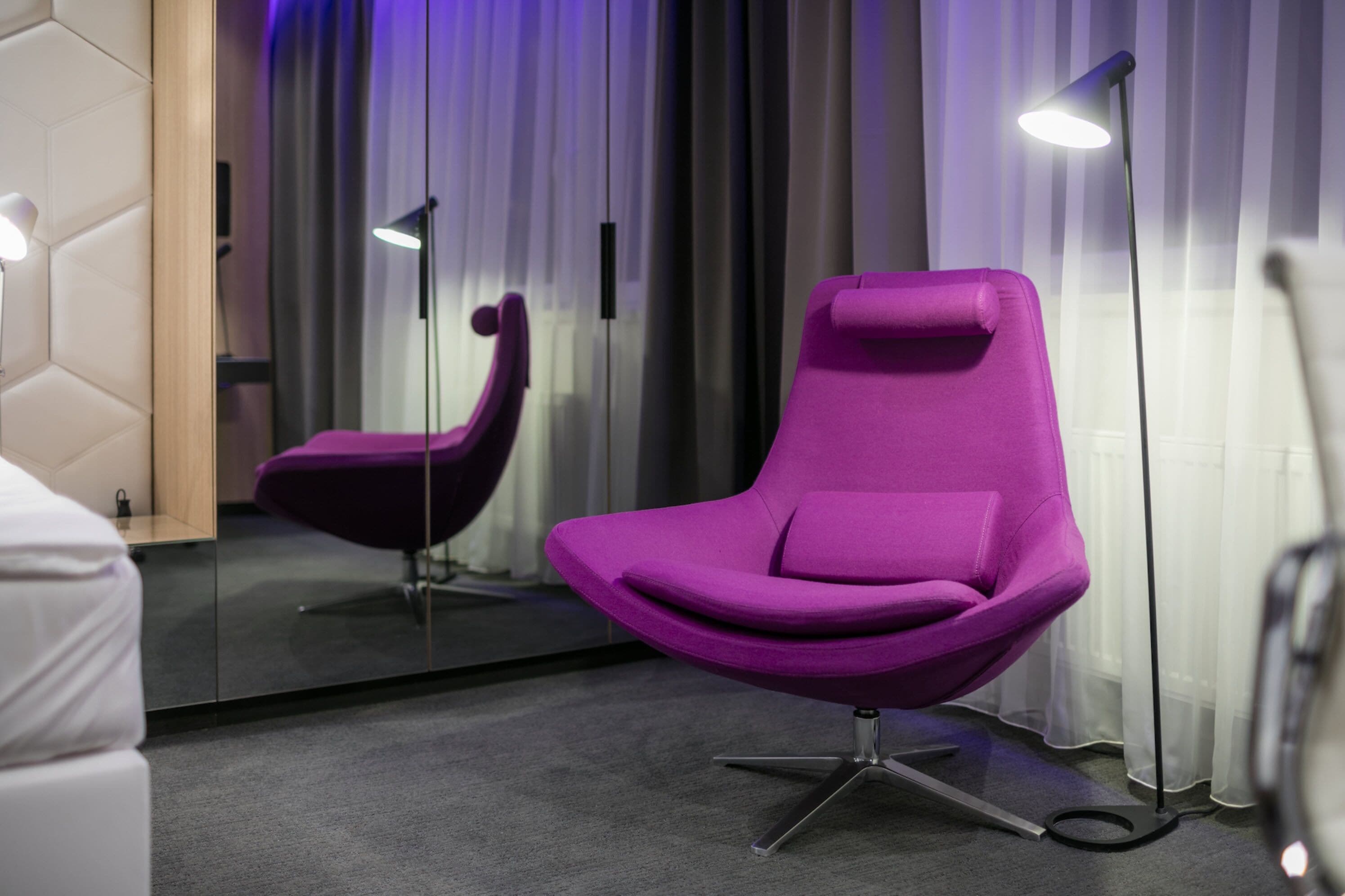 deluxe double or twin room (with whirlpool) | premium bedding, minibar, in-room safe, desk