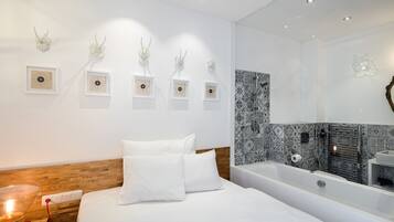 Design Single Room (with Whirlpool) | View from room