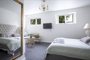 Rollaway beds, bed sheets - Ny Kirstineberg Gods Bed & Breakfast (Nykøbing Falster)