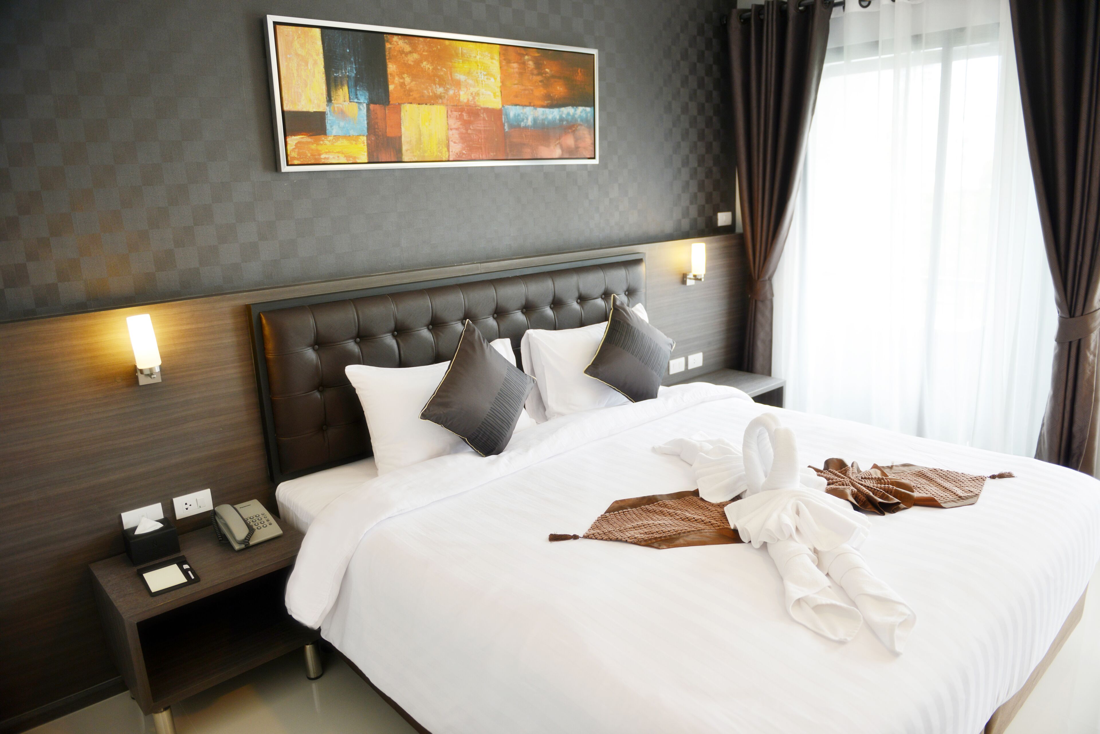 高級寢具、房內夾萬、獨特裝修、遮光窗簾/窗簾