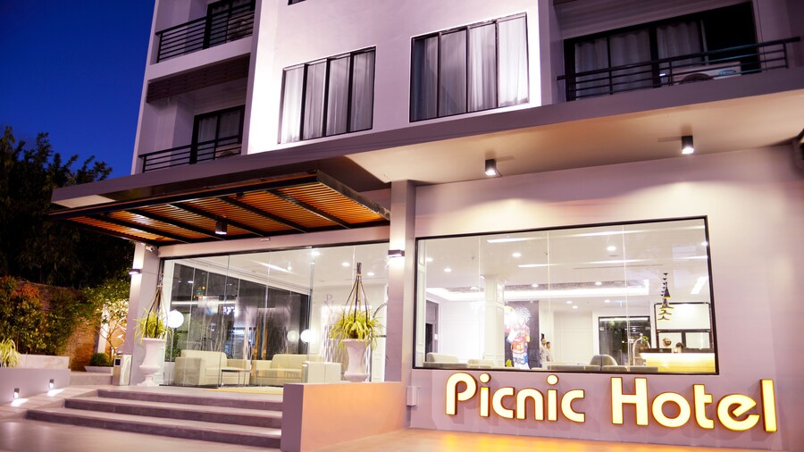 Picnic Hotel Bangkok