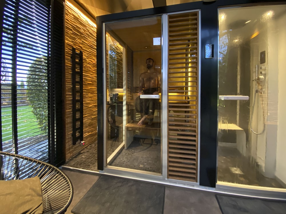 Hôtel avec Spa Privatif en Bourgogne | Le Domaine des Prés Verts by null