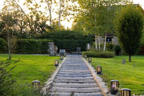 Exterior - Le Domaine des Prés Verts & Spa Vinésime (Jouey)