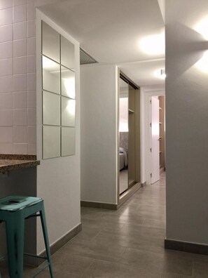Blackout drapes, iron/ironing board, free cribs/infant beds - Apartamentos Marian (Sant Antoni de Portmany)