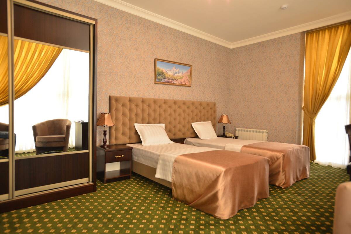 Minibar, in-room safe, desk, soundproofing