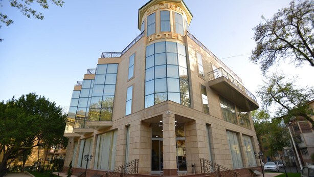 Unclassified image, 1 of 37, button - Gloria Hotel (Tashkent)