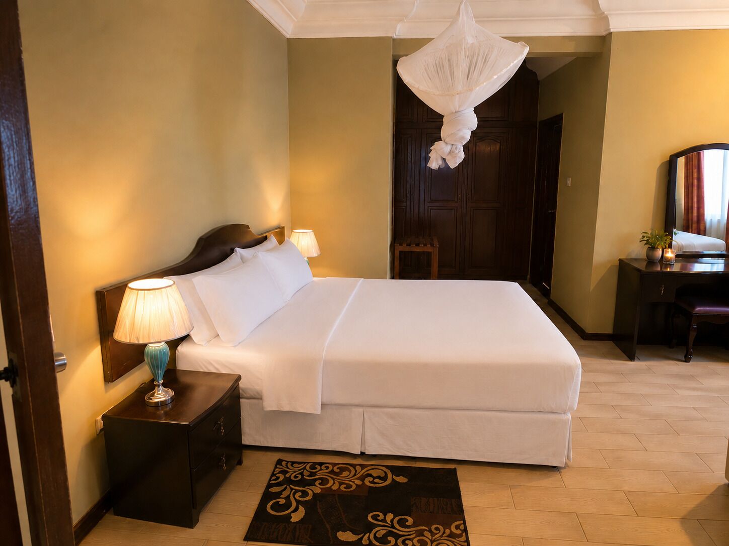 In-room safe, desk, blackout drapes, soundproofing
