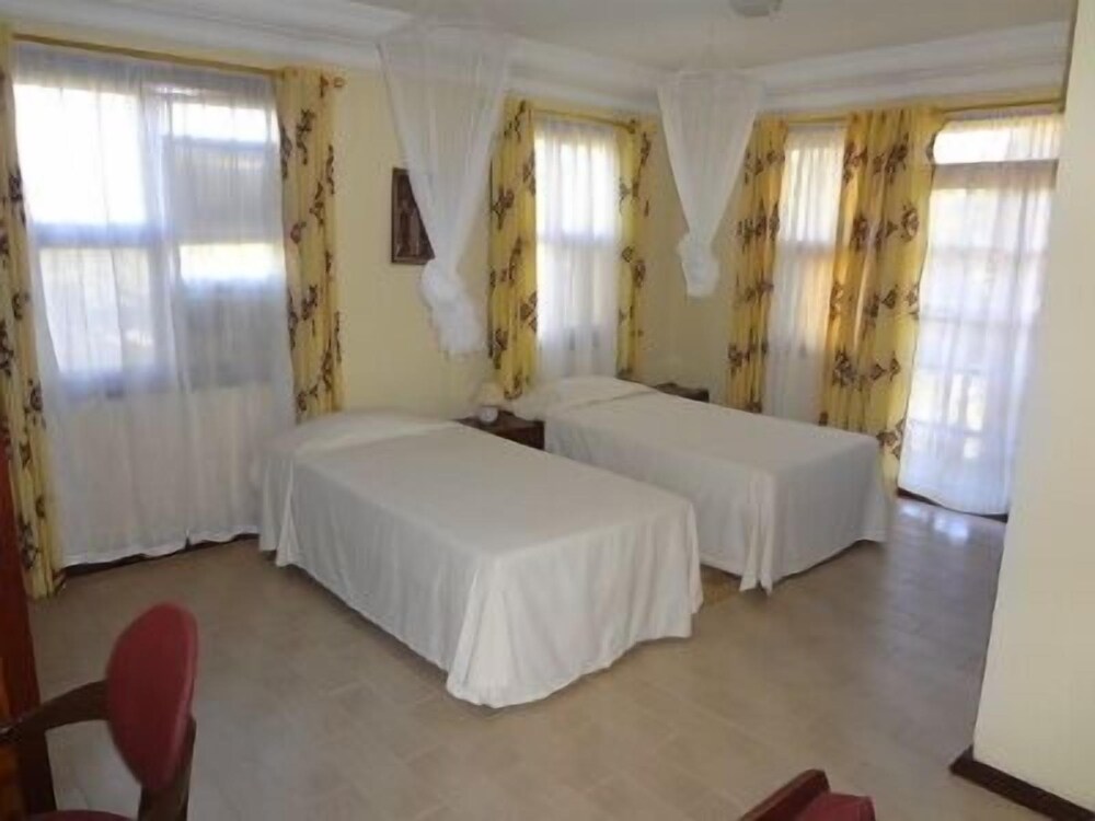 roc Heights lodge by null