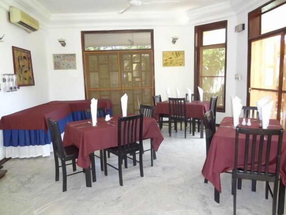 roc Heights lodge by null