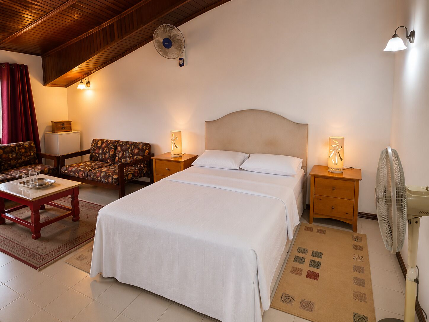 Superior Double Room | In-room safe, desk, laptop workspace, blackout drapes