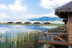 Villa, vue lac | Balcon