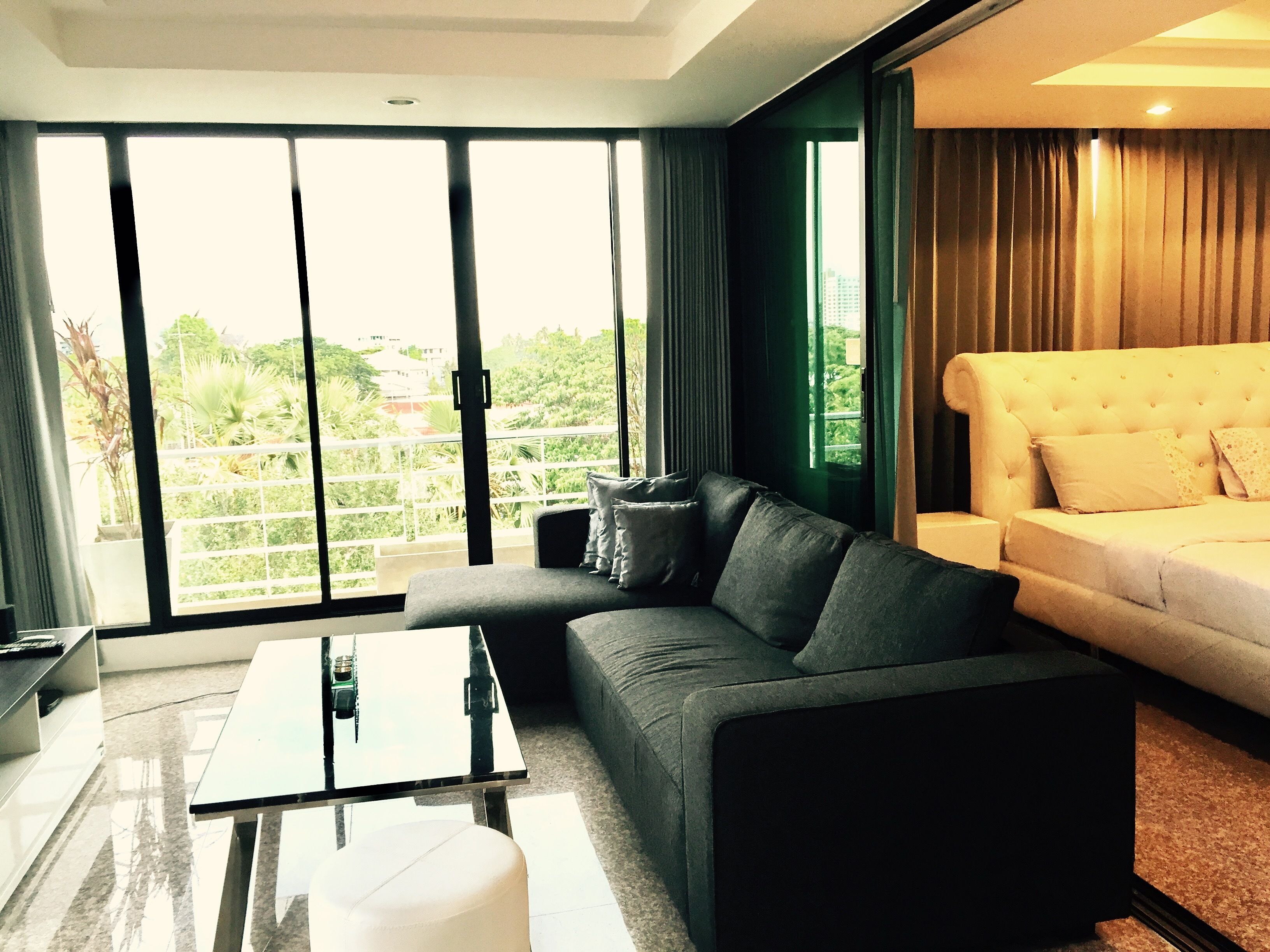 Televisión LCD 40 pulgadas con canales de televisión por cable