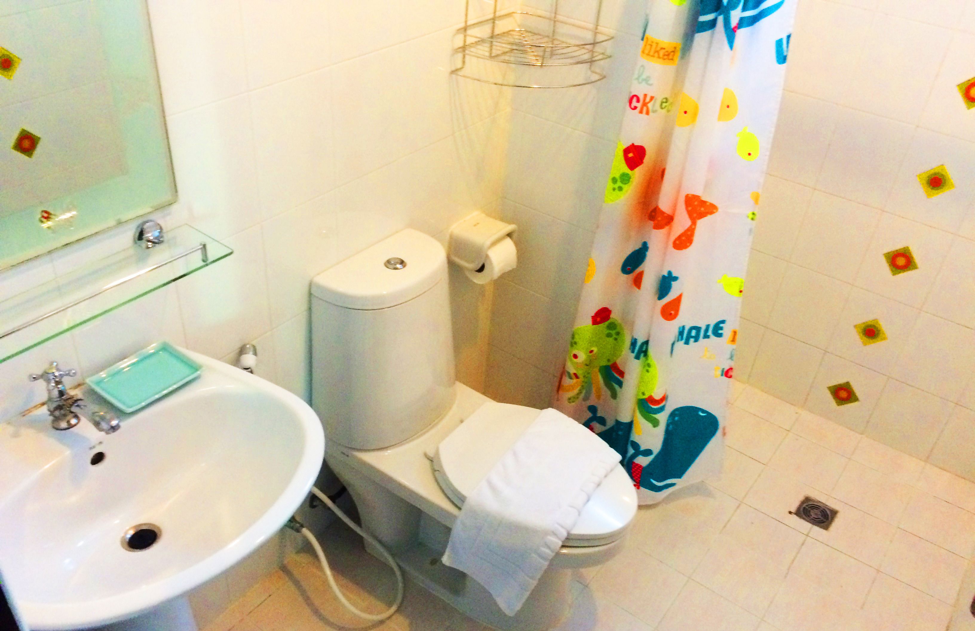 family room | bathroom | shower, free toiletries, hair dryer, towels