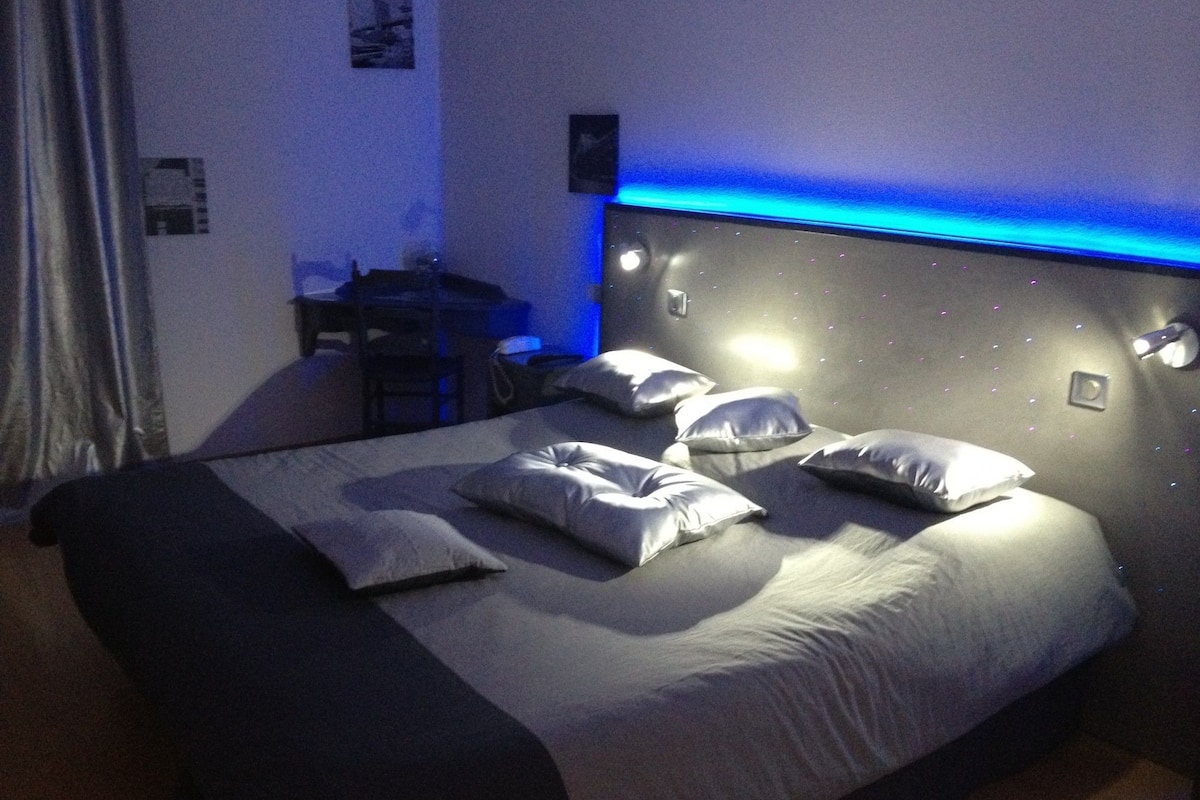 Minibar, in-room safe, desk, soundproofing