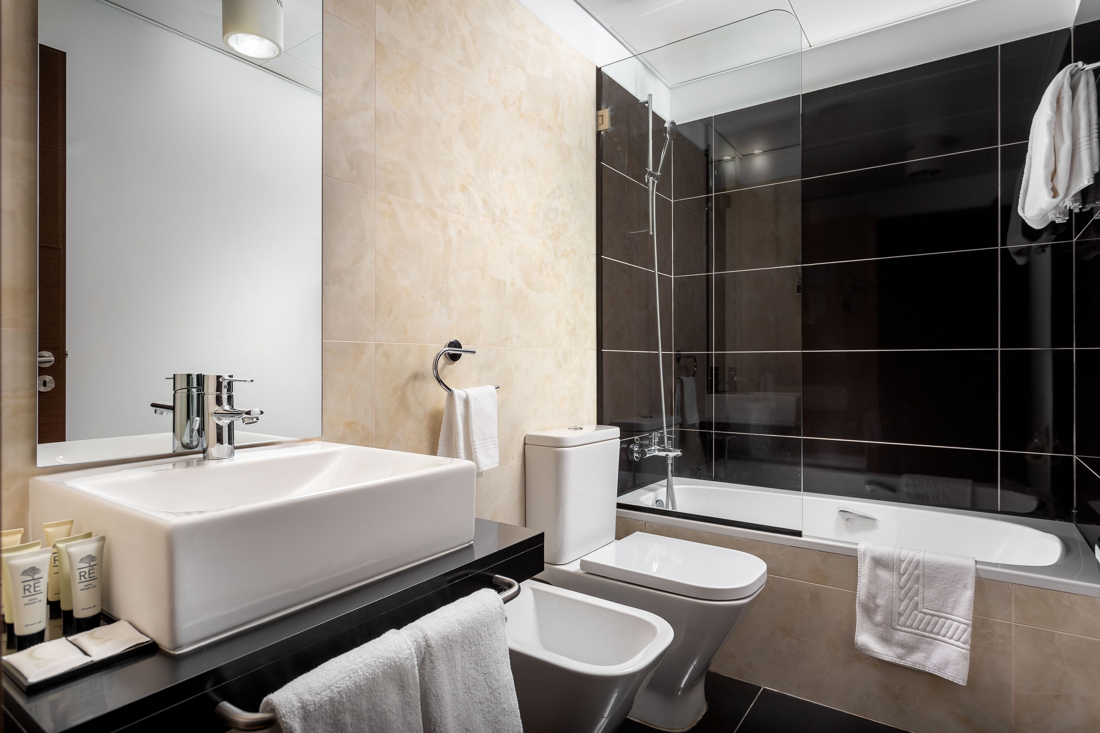 Photo - Hotel Luena