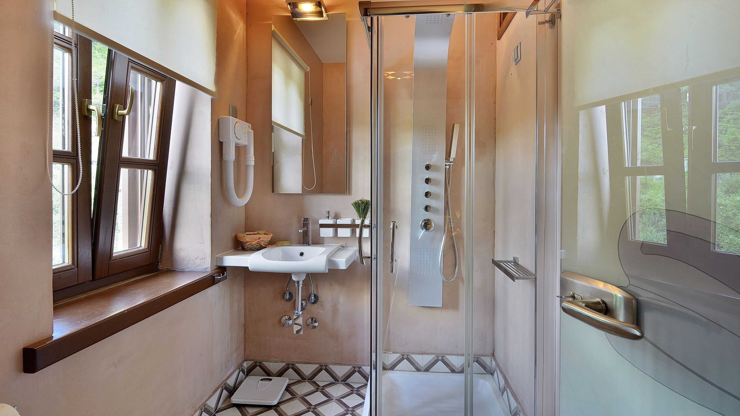 deluxe studio | bathroom | free toiletries, hair dryer, bathrobes, slippers