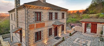 Dilofo Hotel Luxury Suites