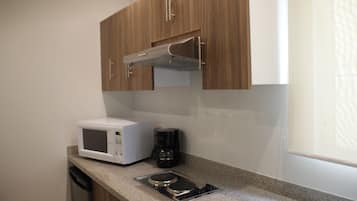 Deluxe Room | Private kitchenette