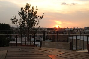 View from property - Suites Chapultepec (Guadalajara)